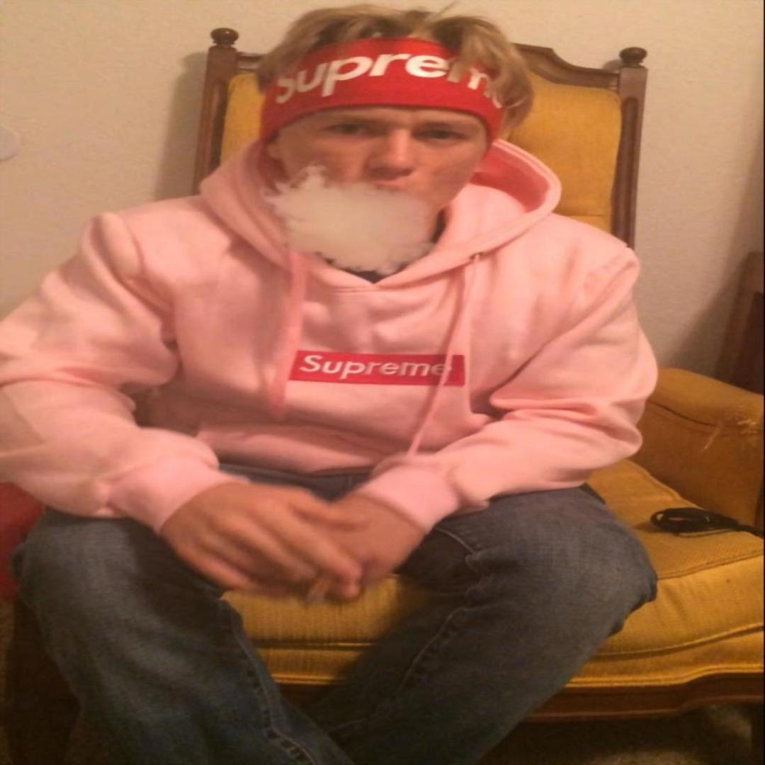 supreme patty hoodie